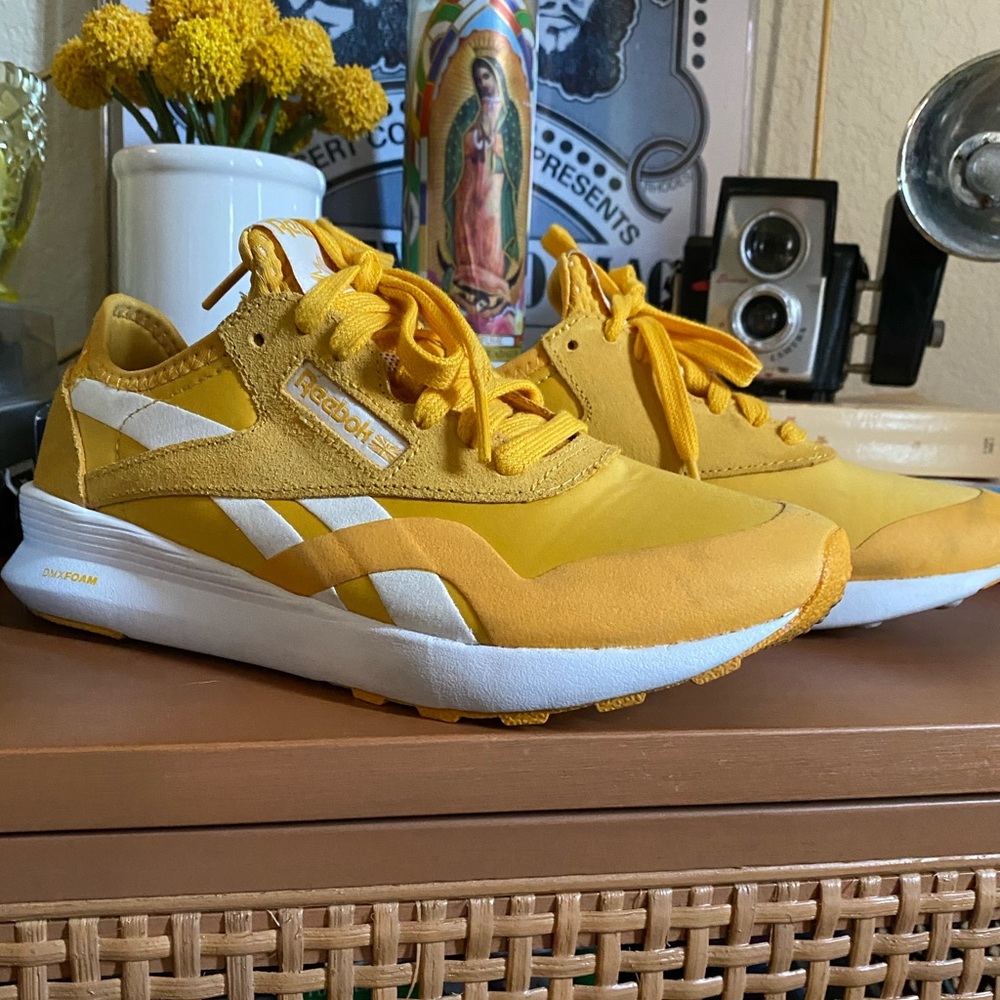 Women’s Reebok original nylon sneaker